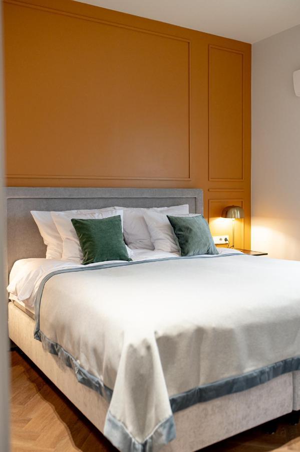 Hotel Gothards Kuldiga Bagian luar foto