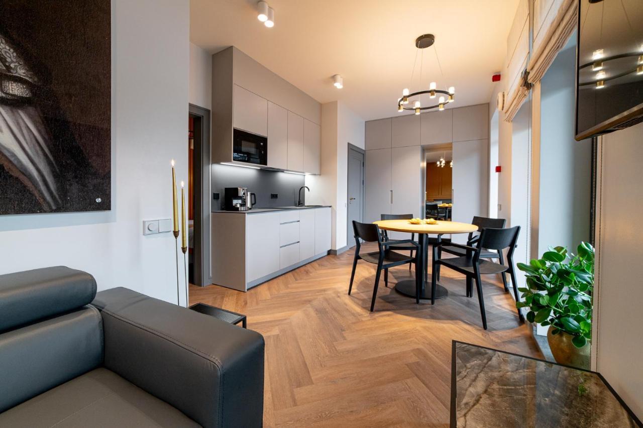 Hotel Gothards Kuldiga Bagian luar foto