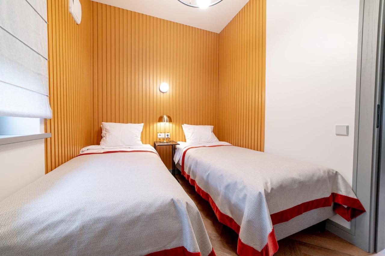 Hotel Gothards Kuldiga Bagian luar foto