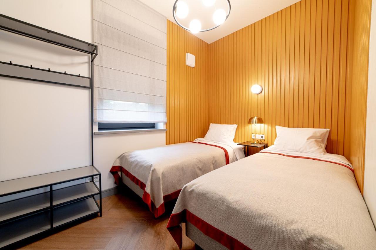 Hotel Gothards Kuldiga Bagian luar foto